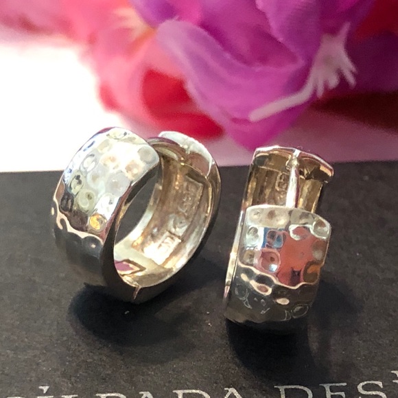 Silpada Sterling Silver Huggie Hoop Earrings P1636 - Picture 16 of 16